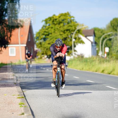 31.08.2025 - Elbe Triathlon Hamburg Michael Burmester http://msf.ph/oto/8689707 31.08.2025 08:42:19 Radfahren 166, 237 meine-sportfotos.de