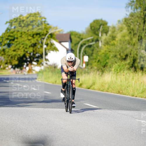 31.08.2025 - Elbe Triathlon Hamburg Michael Burmester http://msf.ph/oto/8689725 31.08.2025 08:42:34 Radfahren 207 meine-sportfotos.de