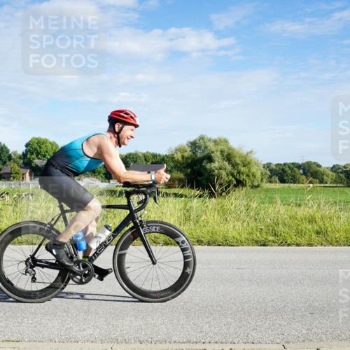 31.08.2025 - Elbe Triathlon Hamburg Michael Burmester http://msf.ph/oto/8689742 31.08.2025 09:28:04 Radfahren 333, 383, 610, 630 meine-sportfotos.de