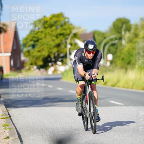31.08.2025 - Elbe Triathlon Hamburg Michael Burmester http://msf.ph/oto/8689748 31.08.2025 08:42:51 Radfahren 231, 234 meine-sportfotos.de