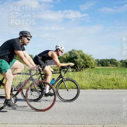 31.08.2025 - Elbe Triathlon Hamburg Michael Burmester http://msf.ph/oto/8689770 31.08.2025 09:28:35 Radfahren 337, 363, 414, 486, 588 meine-sportfotos.de