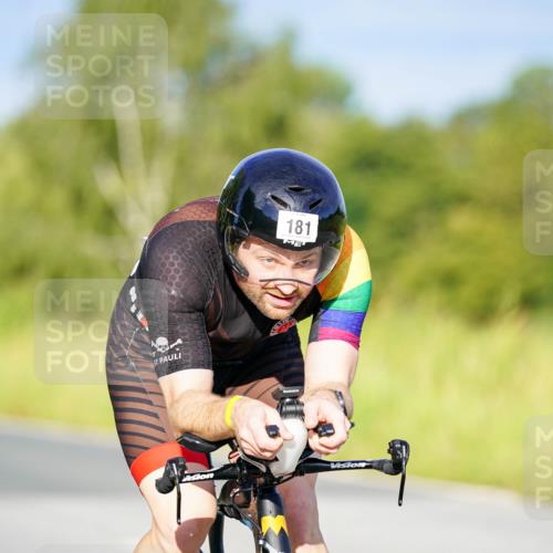 31.08.2025 - Elbe Triathlon Hamburg Michael Burmester http://msf.ph/oto/8689772 31.08.2025 08:43:24 Radfahren 181 meine-sportfotos.de