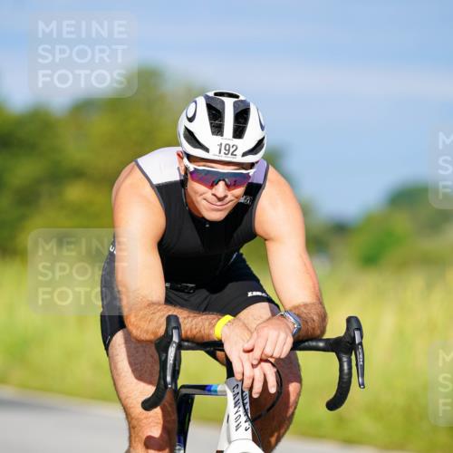 31.08.2025 - Elbe Triathlon Hamburg Michael Burmester http://msf.ph/oto/8689815 31.08.2025 08:44:26 Radfahren 192, 193 meine-sportfotos.de