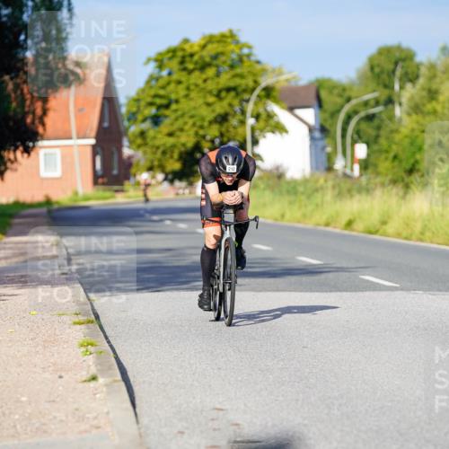 31.08.2025 - Elbe Triathlon Hamburg Michael Burmester http://msf.ph/oto/8689858 31.08.2025 08:45:25 Radfahren 212 meine-sportfotos.de
