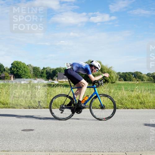 31.08.2025 - Elbe Triathlon Hamburg Michael Burmester http://msf.ph/oto/8689868 31.08.2025 09:30:19 Radfahren 170, 213, 343, 400, 465, 534 meine-sportfotos.de