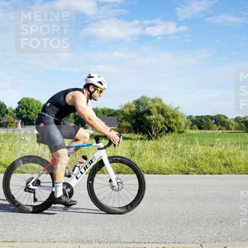 31.08.2025 - Elbe Triathlon Hamburg Michael Burmester http://msf.ph/oto/8689875 31.08.2025 09:30:27 Radfahren 170, 280, 469, 533 meine-sportfotos.de
