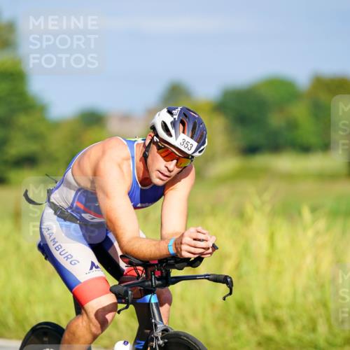 31.08.2025 - Elbe Triathlon Hamburg Michael Burmester http://msf.ph/oto/8689890 31.08.2025 08:46:22 Radfahren 353 meine-sportfotos.de