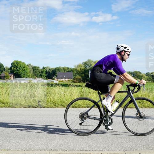 31.08.2025 - Elbe Triathlon Hamburg Michael Burmester http://msf.ph/oto/8689901 31.08.2025 09:30:46 Radfahren 192, 332, 413, 602, 669, 684, 756 meine-sportfotos.de