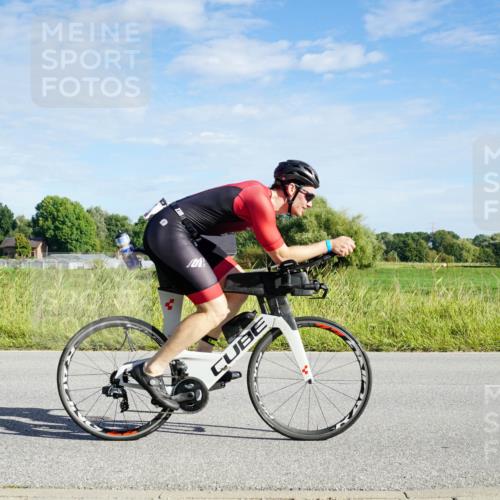 31.08.2025 - Elbe Triathlon Hamburg Michael Burmester http://msf.ph/oto/8689906 31.08.2025 09:30:52 Radfahren 176, 256, 332, 378, 476, 602, 756 meine-sportfotos.de