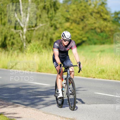 31.08.2025 - Elbe Triathlon Hamburg Michael Burmester http://msf.ph/oto/8689920 31.08.2025 08:47:15 Radfahren 184 meine-sportfotos.de