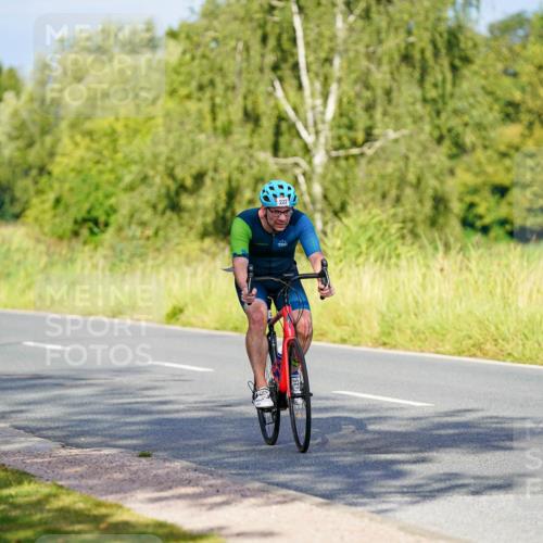 31.08.2025 - Elbe Triathlon Hamburg Michael Burmester http://msf.ph/oto/8689927 31.08.2025 08:47:26 Radfahren 206, 222 meine-sportfotos.de