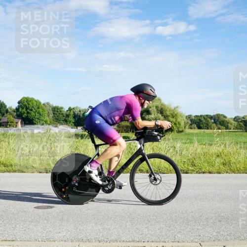 31.08.2025 - Elbe Triathlon Hamburg Michael Burmester http://msf.ph/oto/8689948 31.08.2025 09:31:36 Radfahren 244, 369, 570, 609, 666, 720 meine-sportfotos.de