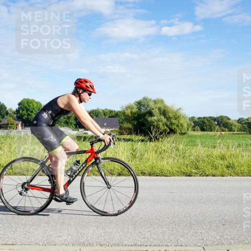31.08.2025 - Elbe Triathlon Hamburg Michael Burmester http://msf.ph/oto/8689958 31.08.2025 09:31:54 Radfahren 291, 294, 329, 654, 664, 750 meine-sportfotos.de