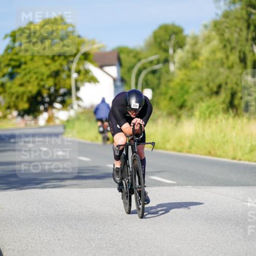 31.08.2025 - Elbe Triathlon Hamburg Michael Burmester http://msf.ph/oto/8689959 31.08.2025 08:48:17 Radfahren 170, 224 meine-sportfotos.de