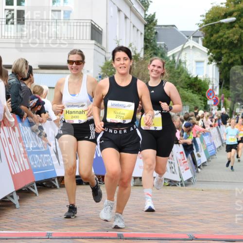 31.08.2025 - 21. Blankeneser Heldenlauf Strokosch-Dieckow http://msf.ph/oto/8689972 31.08.2025 10:32:26 Ziel 2490, 2644, 2131, 2182, 2627, 2721 meine-sportfotos.de