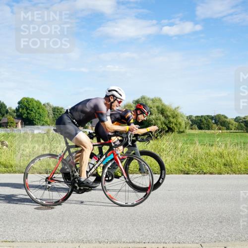 31.08.2025 - Elbe Triathlon Hamburg Michael Burmester http://msf.ph/oto/8689973 31.08.2025 09:32:10 Radfahren 285, 374, 420, 463, 528, 633, 700, 707, 708 meine-sportfotos.de