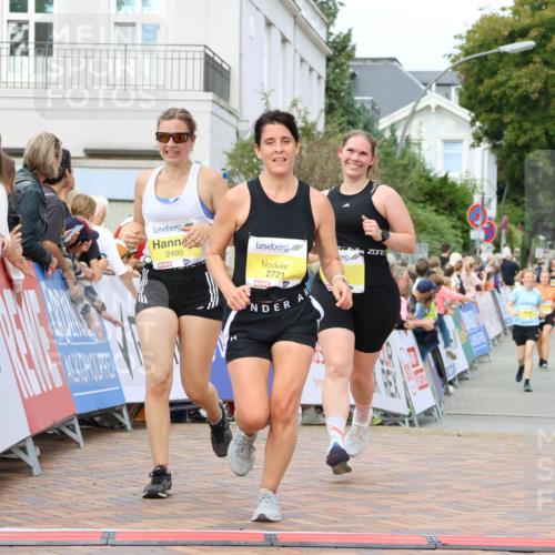 31.08.2025 - 21. Blankeneser Heldenlauf Strokosch-Dieckow http://msf.ph/oto/8689981 31.08.2025 10:32:26 Ziel 2490, 2644, 2131, 2182, 2627, 2721 meine-sportfotos.de