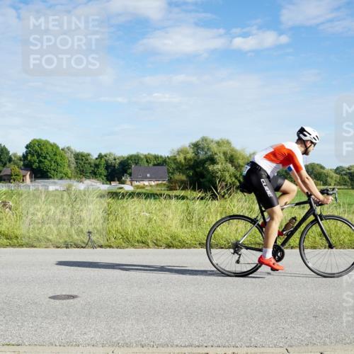 31.08.2025 - Elbe Triathlon Hamburg Michael Burmester http://msf.ph/oto/8689982 31.08.2025 09:32:15 Radfahren 284, 285, 374, 420, 463, 528, 635, 646, 717 meine-sportfotos.de