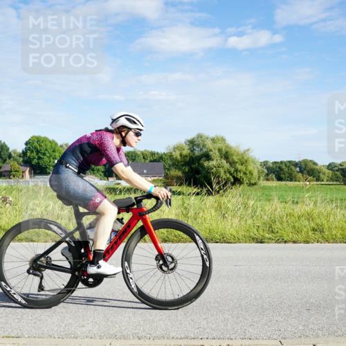 31.08.2025 - Elbe Triathlon Hamburg Michael Burmester http://msf.ph/oto/8689985 31.08.2025 09:32:16 Radfahren 284, 374, 420, 463, 528, 635, 646, 717 meine-sportfotos.de