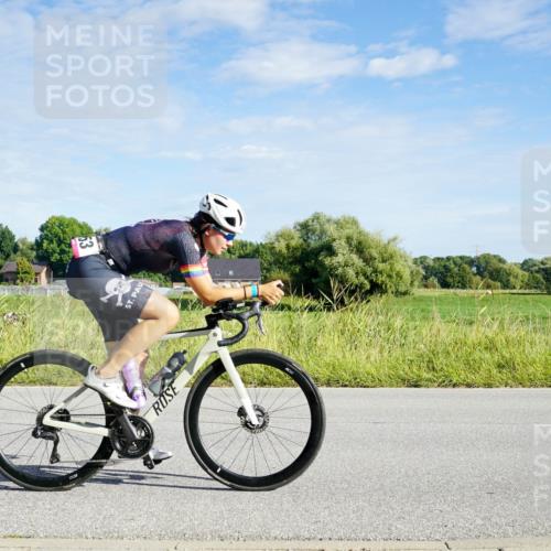 31.08.2025 - Elbe Triathlon Hamburg Michael Burmester http://msf.ph/oto/8689999 31.08.2025 09:32:34 Radfahren 253, 392, 674, 712 meine-sportfotos.de