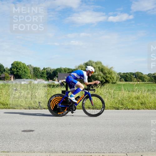 31.08.2025 - Elbe Triathlon Hamburg Michael Burmester http://msf.ph/oto/8690025 31.08.2025 09:33:15 Radfahren 214, 407, 493, 526, 531, 691, 742, 754, 759 meine-sportfotos.de