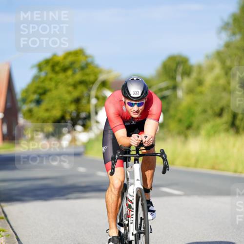 31.08.2025 - Elbe Triathlon Hamburg Michael Burmester http://msf.ph/oto/8690031 31.08.2025 08:49:38 Radfahren 312, 333 meine-sportfotos.de