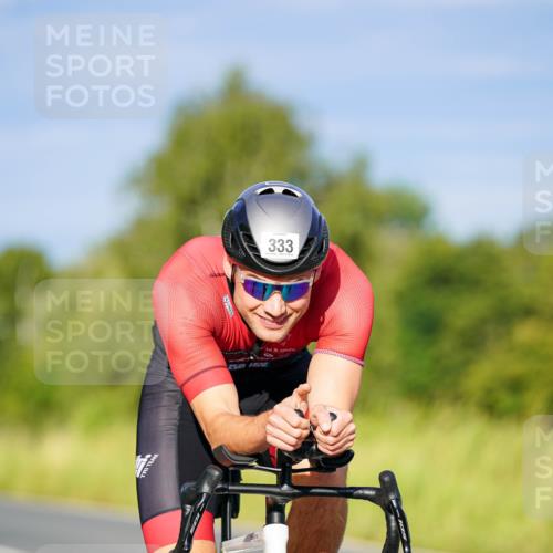 31.08.2025 - Elbe Triathlon Hamburg Michael Burmester http://msf.ph/oto/8690033 31.08.2025 08:49:39 Radfahren 312, 333 meine-sportfotos.de