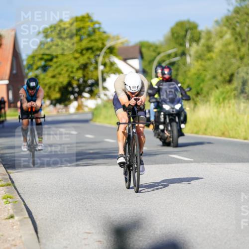 31.08.2025 - Elbe Triathlon Hamburg Michael Burmester http://msf.ph/oto/8690050 31.08.2025 08:50:17 Radfahren 190, 205, 380 meine-sportfotos.de