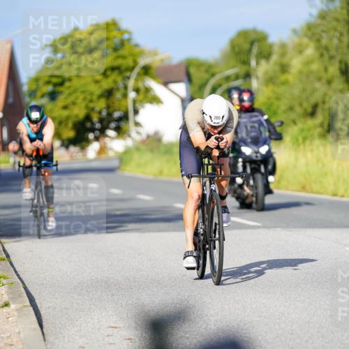31.08.2025 - Elbe Triathlon Hamburg Michael Burmester http://msf.ph/oto/8690053 31.08.2025 08:50:17 Radfahren 190, 205, 380 meine-sportfotos.de