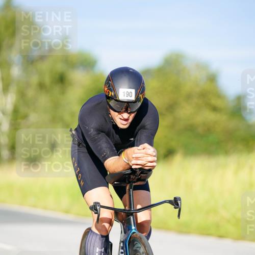 31.08.2025 - Elbe Triathlon Hamburg Michael Burmester http://msf.ph/oto/8690072 31.08.2025 08:50:24 Radfahren 186, 190, 223 meine-sportfotos.de