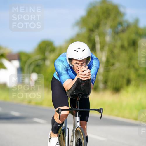 31.08.2025 - Elbe Triathlon Hamburg Michael Burmester http://msf.ph/oto/8690088 31.08.2025 08:50:29 Radfahren 186, 214, 223 meine-sportfotos.de