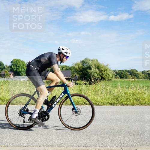 31.08.2025 - Elbe Triathlon Hamburg Michael Burmester http://msf.ph/oto/8690090 31.08.2025 09:34:07 Radfahren 319, 367, 416, 480, 515, 516, 696 meine-sportfotos.de