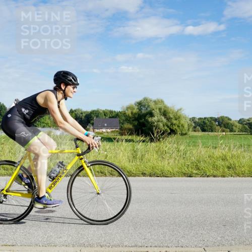 31.08.2025 - Elbe Triathlon Hamburg Michael Burmester http://msf.ph/oto/8690097 31.08.2025 09:34:16 Radfahren 297, 342, 612, 710 meine-sportfotos.de