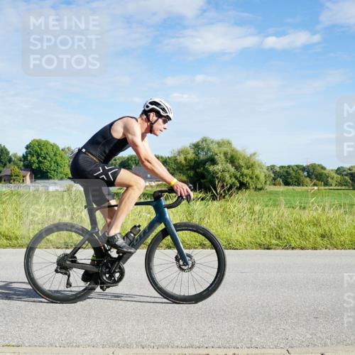 31.08.2025 - Elbe Triathlon Hamburg Michael Burmester http://msf.ph/oto/8690106 31.08.2025 09:34:32 Radfahren 257, 410, 600, 739 meine-sportfotos.de