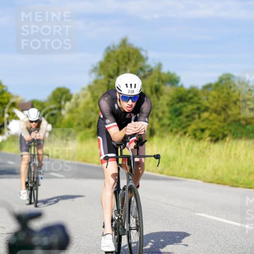 31.08.2025 - Elbe Triathlon Hamburg Michael Burmester http://msf.ph/oto/8690150 31.08.2025 08:51:46 Radfahren 200, 209, 232, 238, 332 meine-sportfotos.de