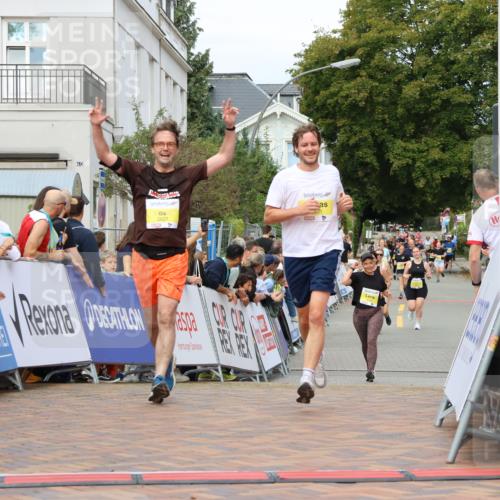 31.08.2025 - 21. Blankeneser Heldenlauf Strokosch-Dieckow http://msf.ph/oto/8690160 31.08.2025 10:32:17 Ziel 2418, 2131, 2182, 2627 meine-sportfotos.de
