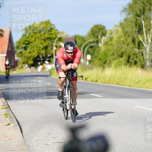 31.08.2025 - Elbe Triathlon Hamburg Michael Burmester http://msf.ph/oto/8690166 31.08.2025 08:51:49 Radfahren 209, 238, 332, 364 meine-sportfotos.de