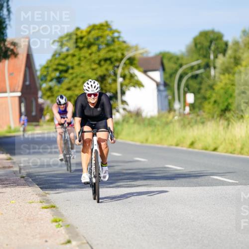 31.08.2025 - Elbe Triathlon Hamburg Michael Burmester http://msf.ph/oto/8690194 31.08.2025 08:52:31 Radfahren 300, 352 meine-sportfotos.de