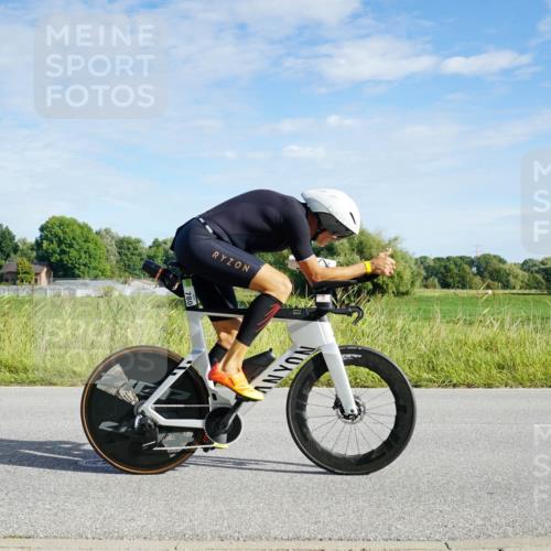 31.08.2025 - Elbe Triathlon Hamburg Michael Burmester http://msf.ph/oto/8690195 31.08.2025 09:36:07 Radfahren 390, 443, 561, 744, 746 meine-sportfotos.de