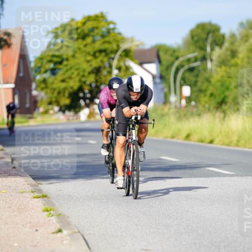 31.08.2025 - Elbe Triathlon Hamburg Michael Burmester http://msf.ph/oto/8690221 31.08.2025 08:52:53 Radfahren 230, 367, 369 meine-sportfotos.de