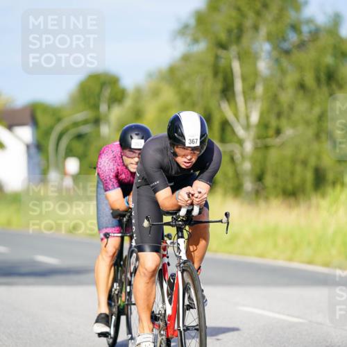 31.08.2025 - Elbe Triathlon Hamburg Michael Burmester http://msf.ph/oto/8690225 31.08.2025 08:52:54 Radfahren 230, 367, 369 meine-sportfotos.de