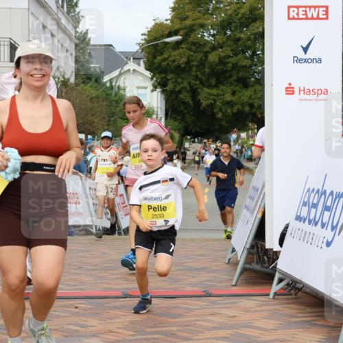 31.08.2025 - 21. Blankeneser Heldenlauf Strokosch-Dieckow http://msf.ph/oto/8690259 31.08.2025 10:27:26 Ziel 2715, 2463, 2559, 2725, 2533, 2709 meine-sportfotos.de