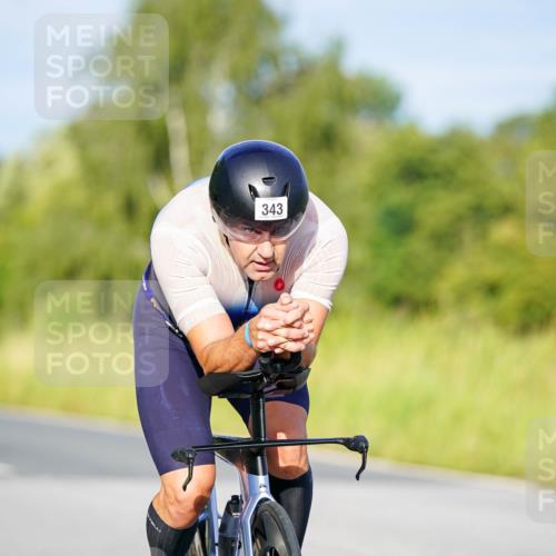 31.08.2025 - Elbe Triathlon Hamburg Michael Burmester http://msf.ph/oto/8690264 31.08.2025 08:53:21 Radfahren 172, 189, 225, 343, 381 meine-sportfotos.de