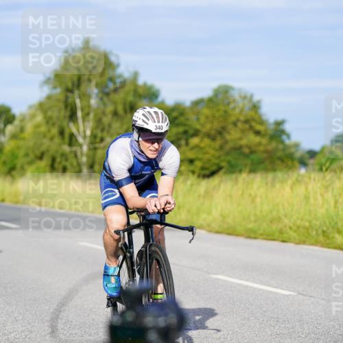 31.08.2025 - Elbe Triathlon Hamburg Michael Burmester http://msf.ph/oto/8690306 31.08.2025 08:53:33 Radfahren 219, 270, 272, 340, 344 meine-sportfotos.de