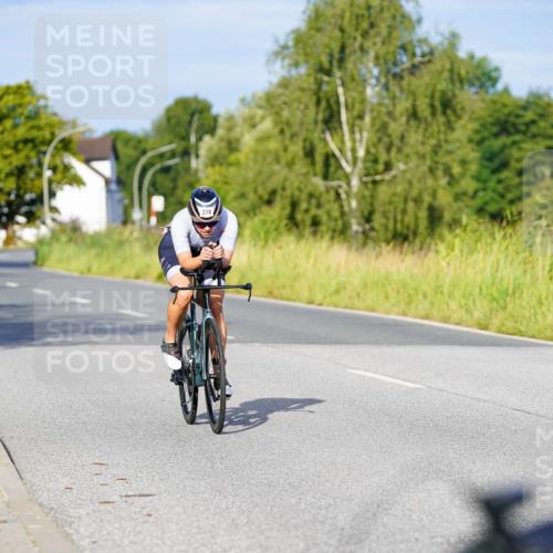 31.08.2025 - Elbe Triathlon Hamburg Michael Burmester http://msf.ph/oto/8690324 31.08.2025 08:53:39 Radfahren 219, 242, 270, 283 meine-sportfotos.de