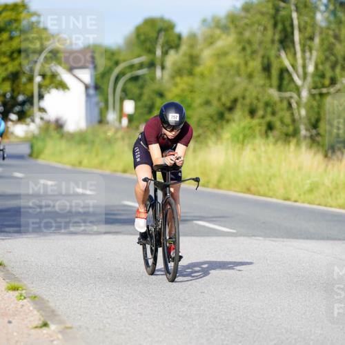 31.08.2025 - Elbe Triathlon Hamburg Michael Burmester http://msf.ph/oto/8690409 31.08.2025 08:54:14 Radfahren 187, 208, 211, 257, 325, 375 meine-sportfotos.de