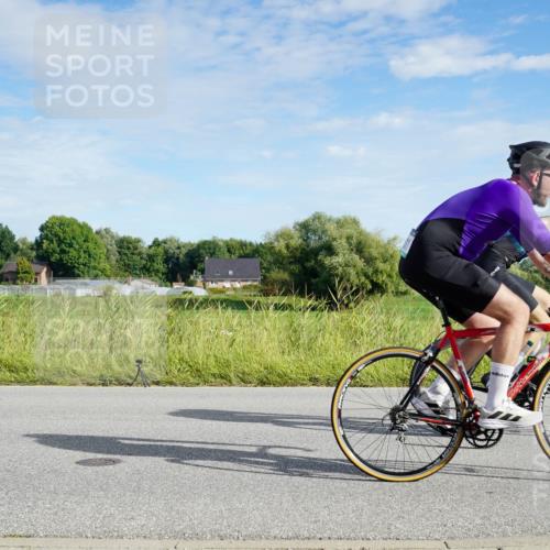 31.08.2025 - Elbe Triathlon Hamburg Michael Burmester http://msf.ph/oto/8690415 31.08.2025 09:39:33 Radfahren 346, 366, 478, 500, 511, 662, 687, 745 meine-sportfotos.de