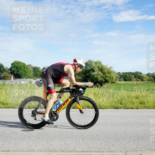 31.08.2025 - Elbe Triathlon Hamburg Michael Burmester http://msf.ph/oto/8690434 31.08.2025 09:40:03 Radfahren 334, 348, 418, 432, 499, 536, 576, 652, 698, 725 meine-sportfotos.de