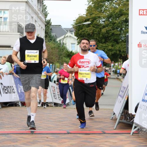 31.08.2025 - 21. Blankeneser Heldenlauf Strokosch-Dieckow http://msf.ph/oto/8690436 31.08.2025 10:31:57 Ziel 2222, 2567, 2077, 2407, 2462, 2734, 2735, 2105, 2278, 2228, 2501 meine-sportfotos.de
