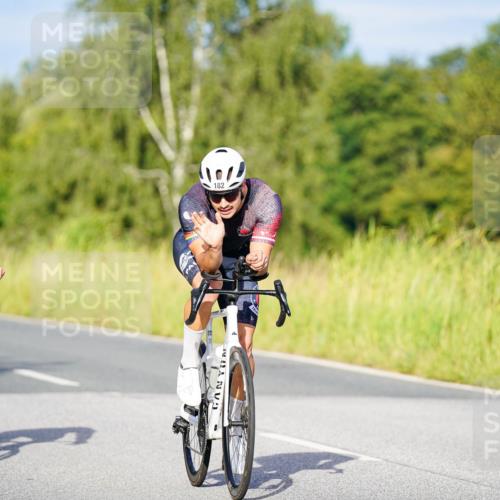 31.08.2025 - Elbe Triathlon Hamburg Michael Burmester http://msf.ph/oto/8690464 31.08.2025 08:54:59 Radfahren 167, 182, 264, 275 meine-sportfotos.de